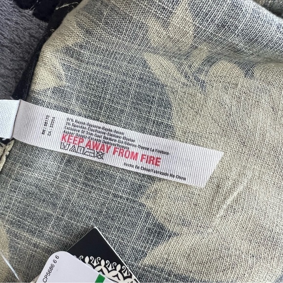 NWT Free People Pippa Printed V-Wire Thong Bodysuit - Picture 6 of 7